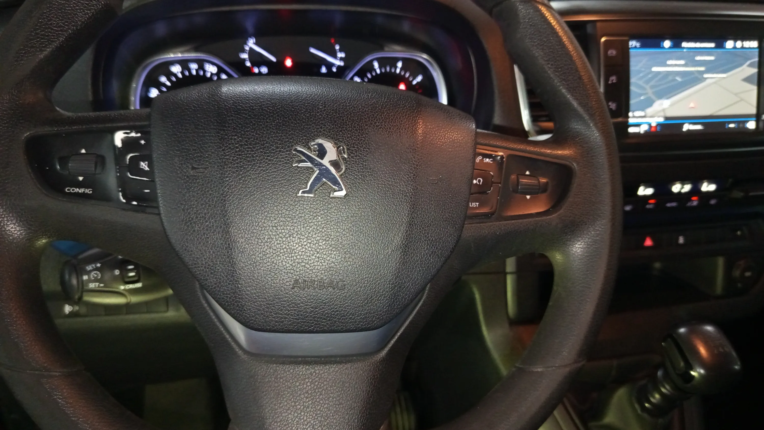 Peugeot Traveller Active BlueHDi Compact - foto 29