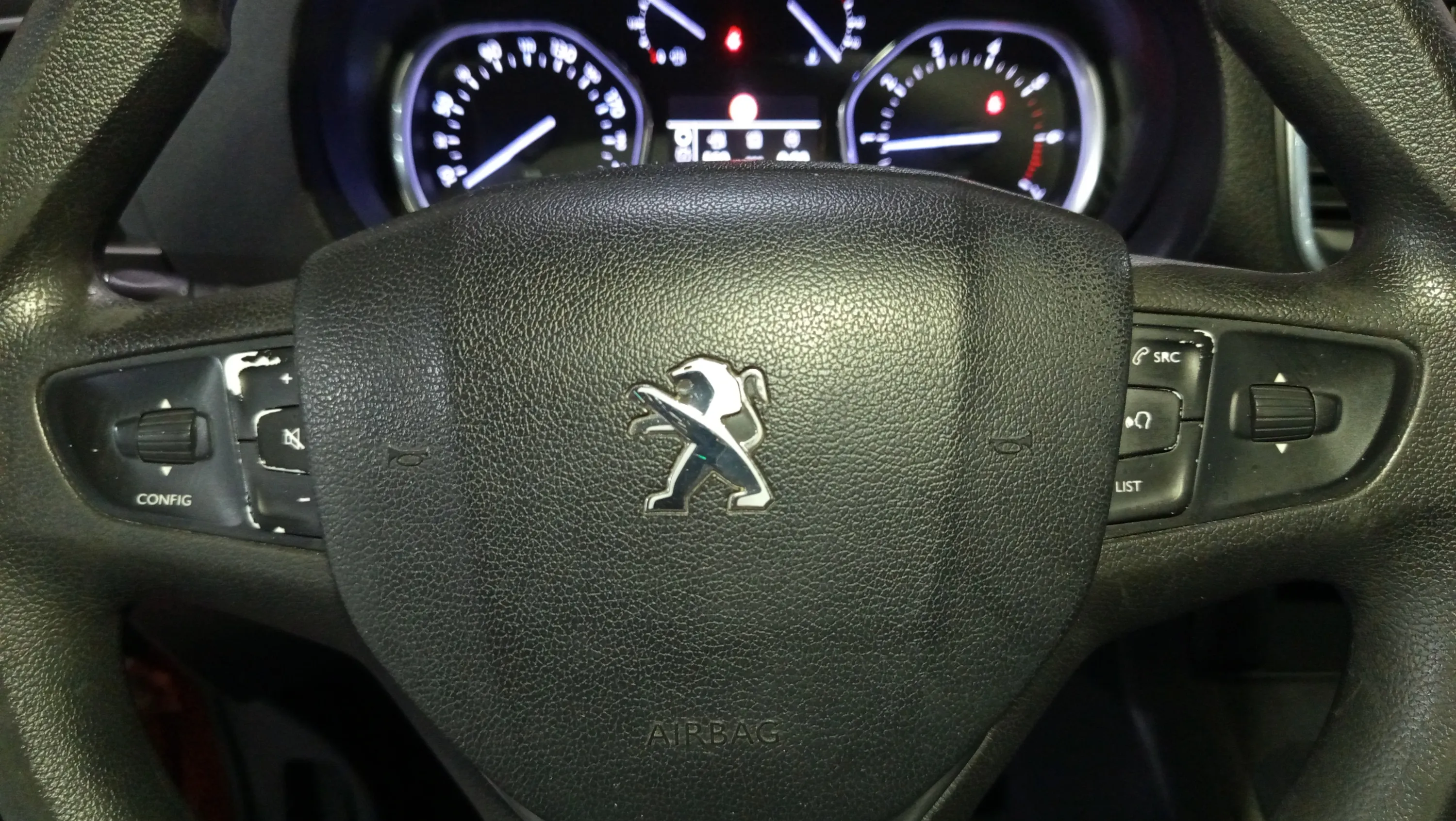 Peugeot Traveller Active BlueHDi Compact - foto 26