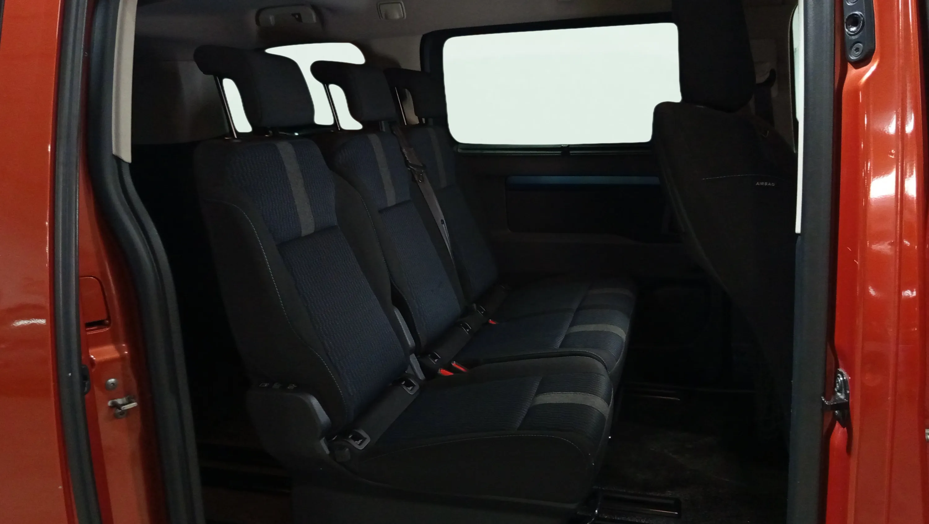 Peugeot Traveller Active BlueHDi Compact - foto 17
