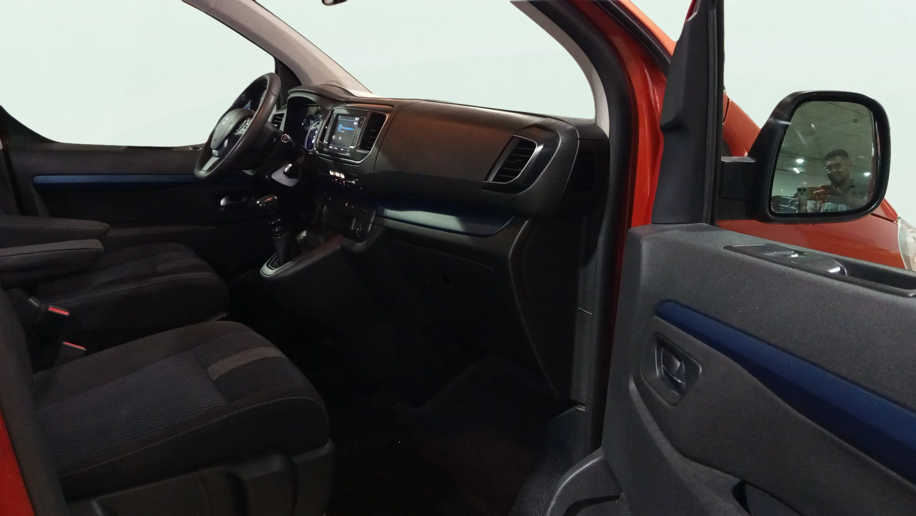 Peugeot Traveller Active BlueHDi Compact - foto 16