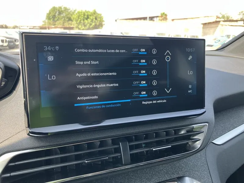 Peugeot 3008 1.5 BlueHDi Allure Pack - foto 32