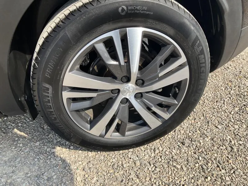 Peugeot 3008 1.5 BlueHDi Allure Pack - foto 14