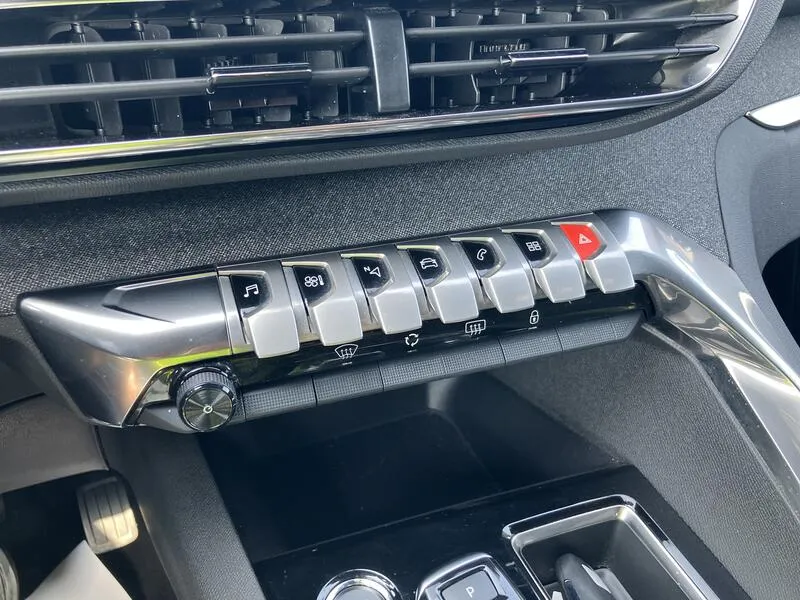 Peugeot 3008 1.5 BlueHDi Allure Pack - foto 33