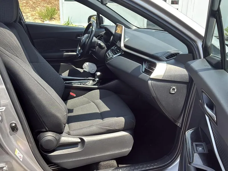 Toyota C-HR 1.8 125H Advance - foto 33