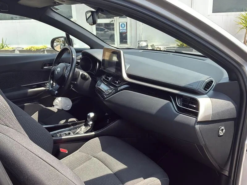 Toyota C-HR 1.8 125H Advance - foto 34