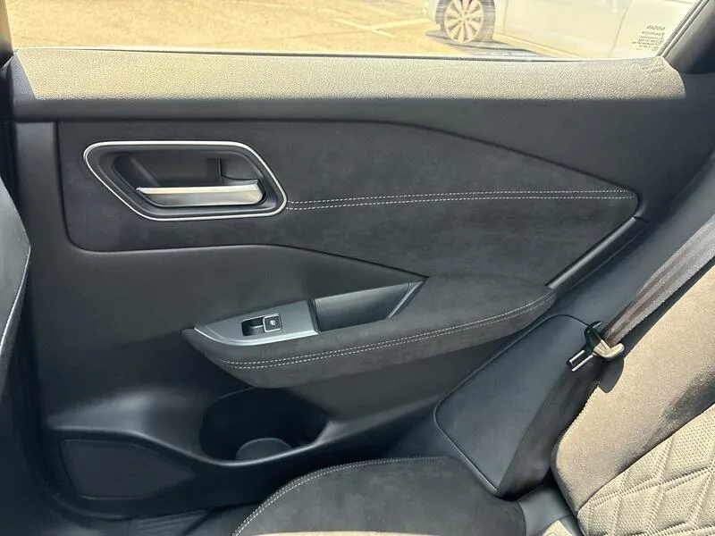 Nissan Qashqai DIG-T mHEV CVT Tekna Premium - foto 22