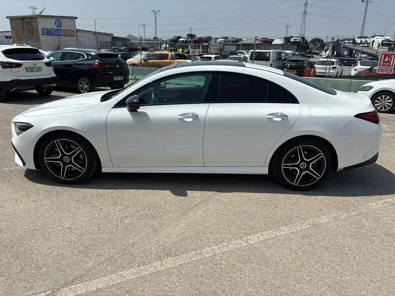 Mercedes-Benz Clase C CLA 220 d AMG Line - foto 3