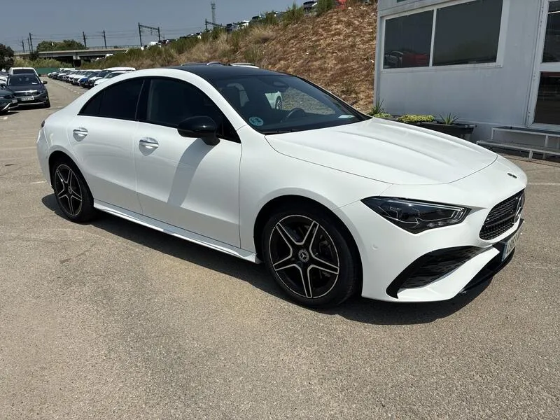 Mercedes-Benz Clase C CLA 220 d AMG Line - foto 8