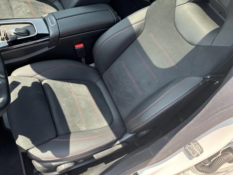 Mercedes-Benz Clase C CLA 220 d AMG Line - foto 30
