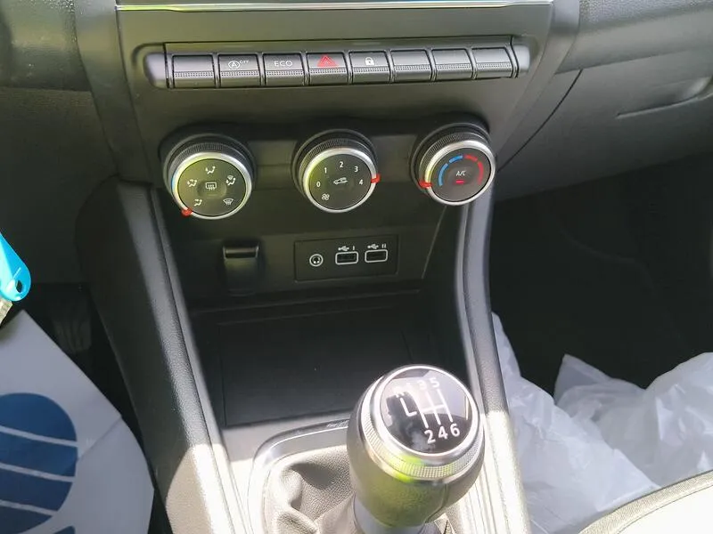 Renault Captur Equilibre TCe - foto 12