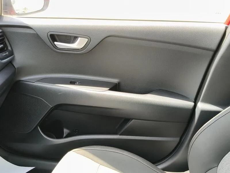 Kia Stonic 1.0 T-GDi MHEV iMT Concept - foto 18