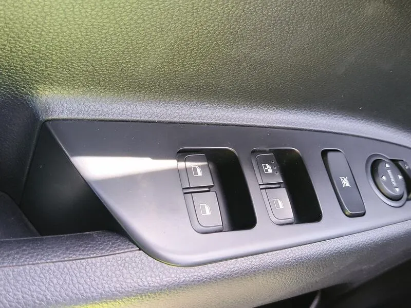 Kia Stonic 1.0 T-GDi MHEV iMT Concept - foto 26