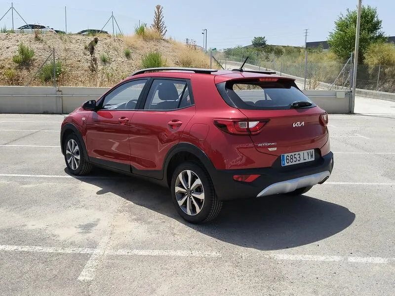 Kia Stonic 1.0 T-GDi MHEV iMT Concept - foto 4