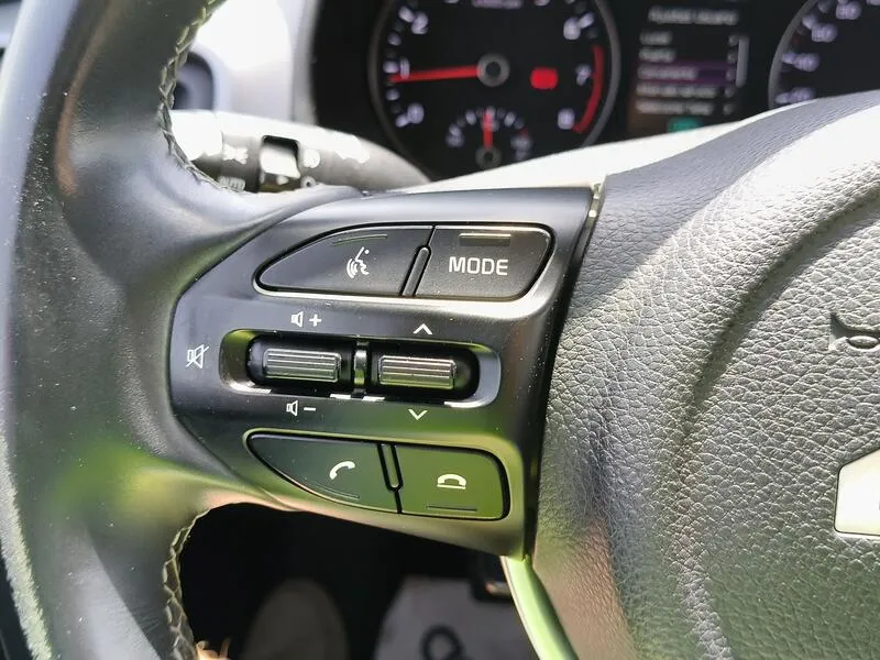 Kia Stonic 1.0 T-GDi MHEV iMT Concept - foto 23