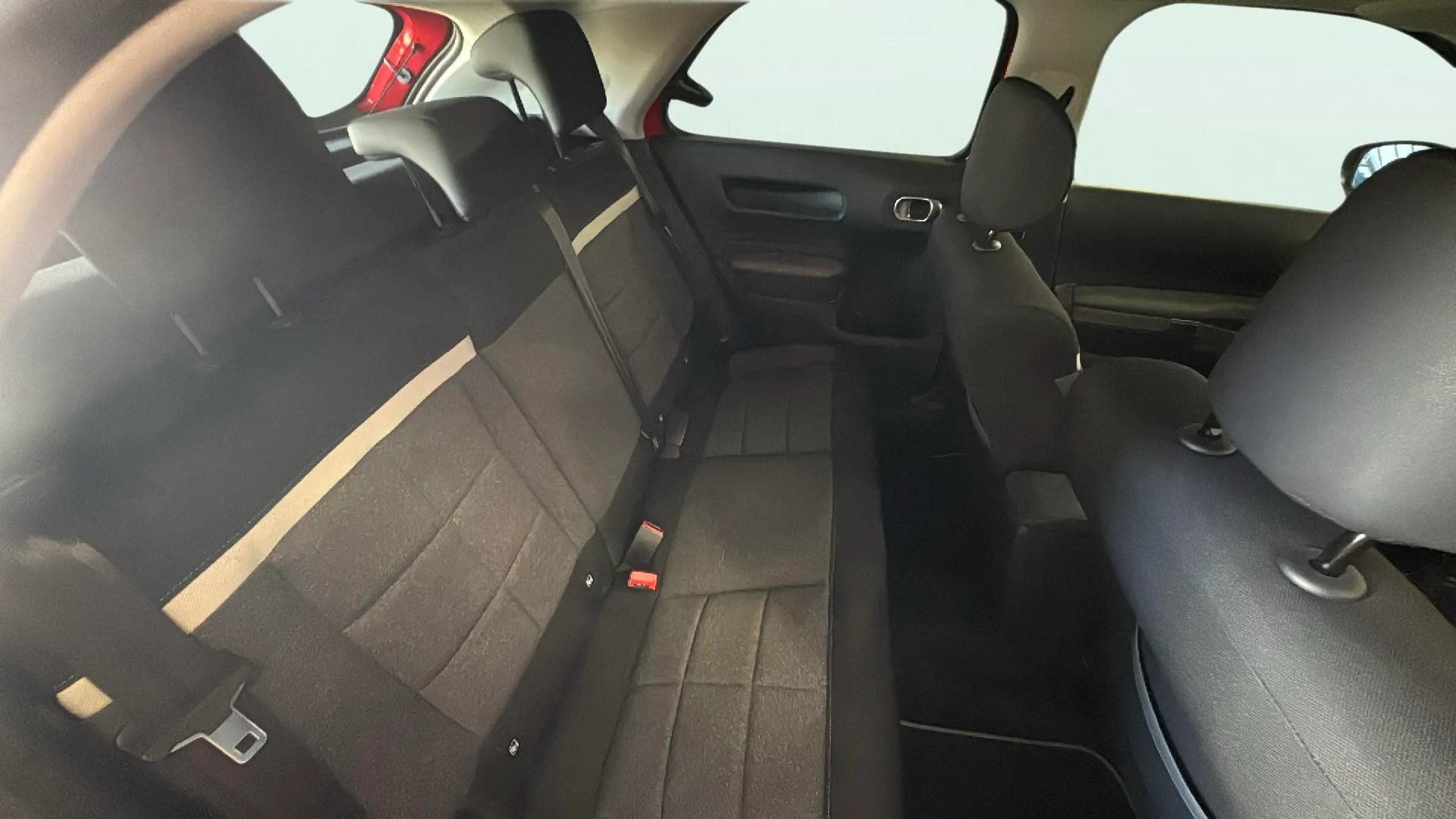 Citroën C4 Cactus PureTech Shine - foto 14