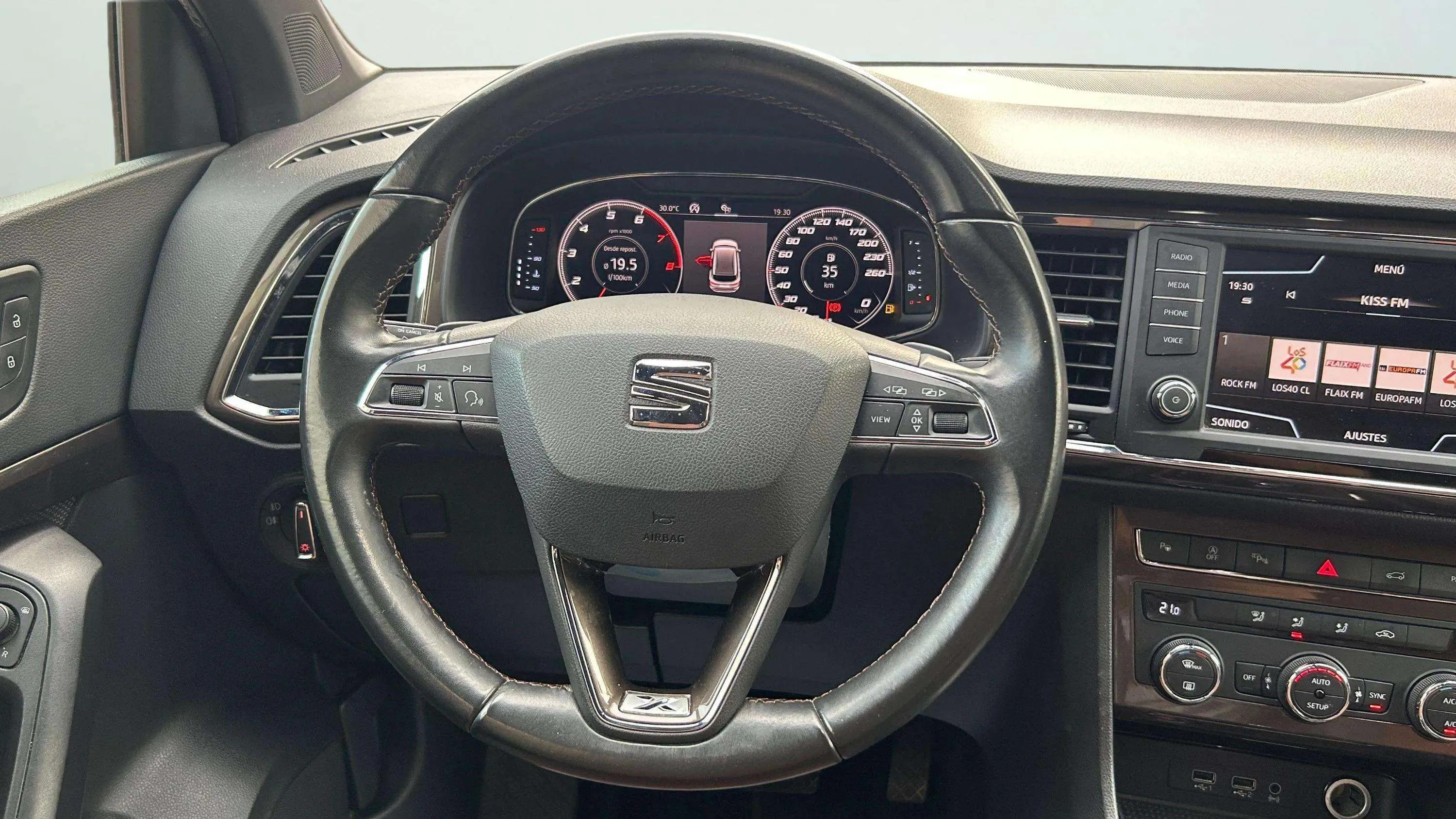 SEAT Ateca 1.5 TSI DSG Xcel Edit. - foto 11
