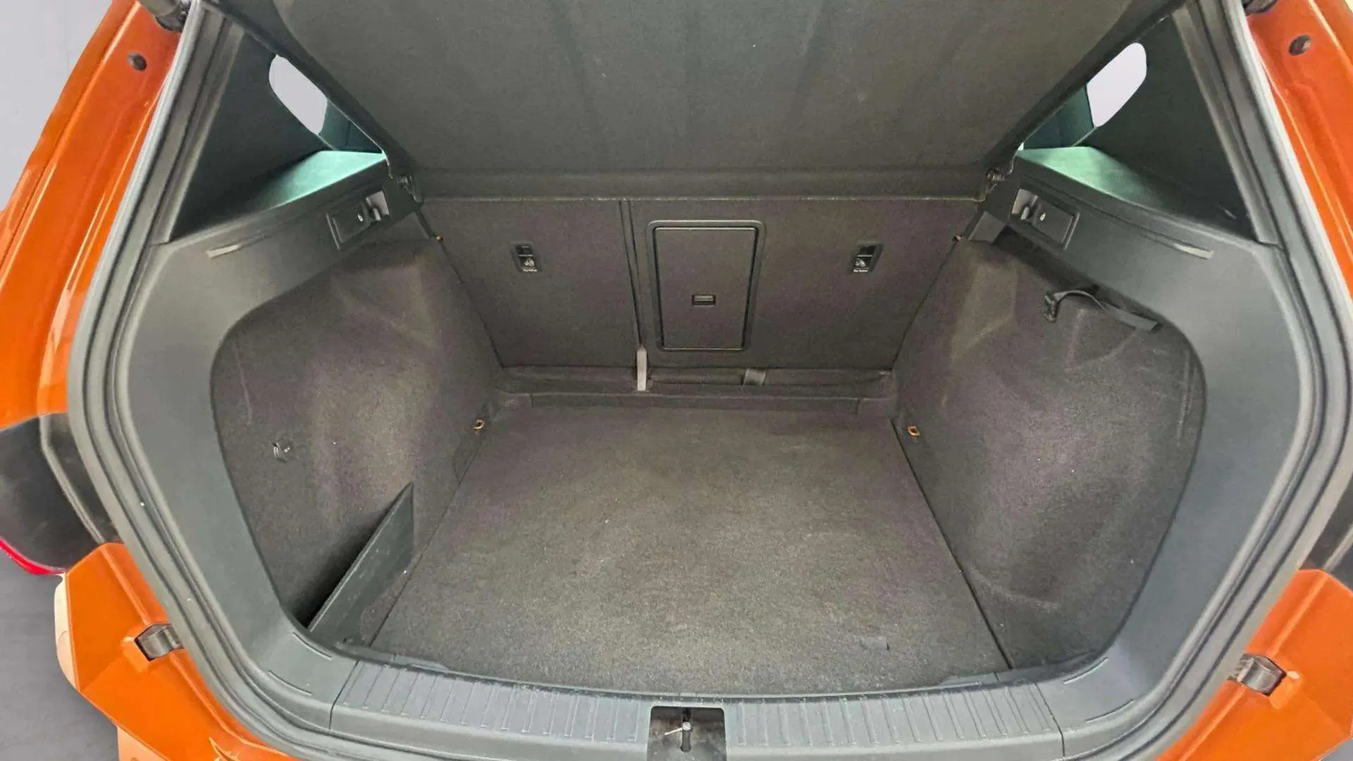 SEAT Ateca 1.5 TSI DSG Xcel Edit. - foto 17