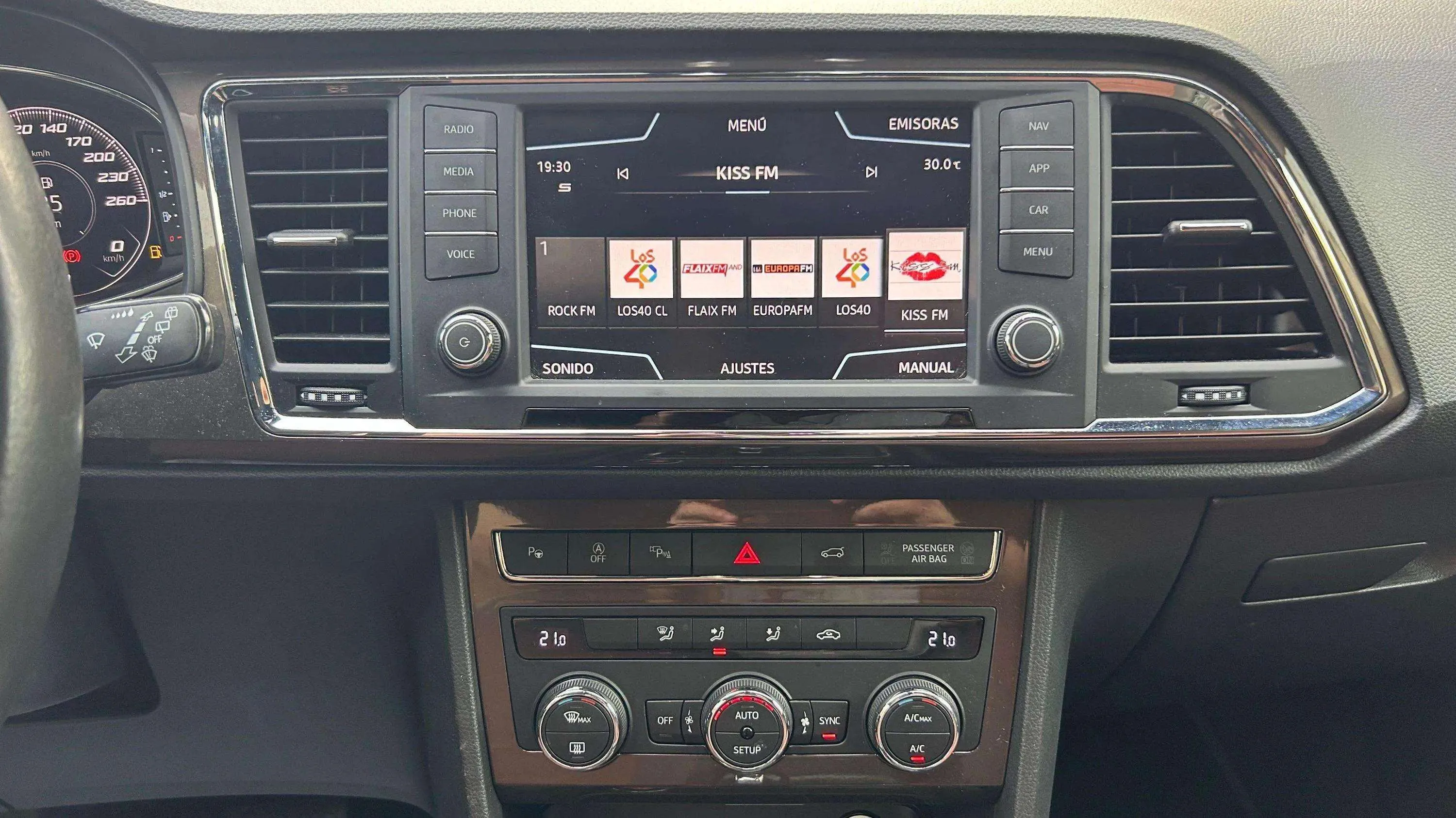 SEAT Ateca 1.5 TSI DSG Xcel Edit. - foto 10