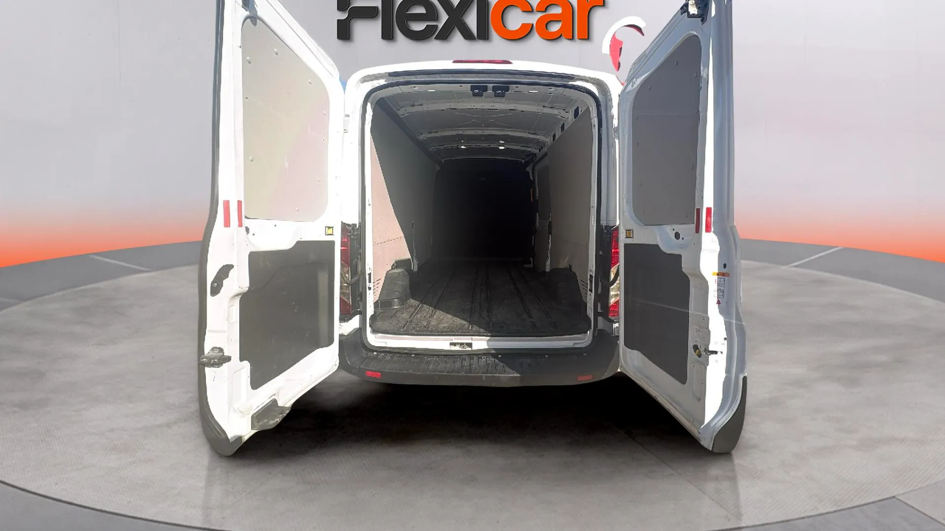 Ford Transit 310 L2H2 Mixta Ambiente Delantera - foto 16