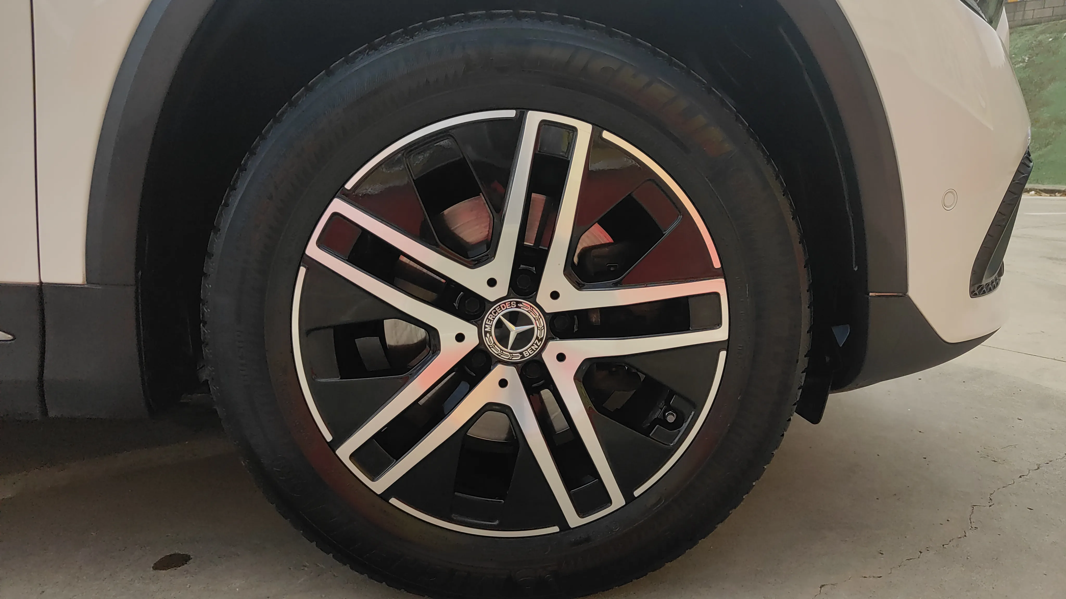 Mercedes-Benz GLA 200 D - foto 26