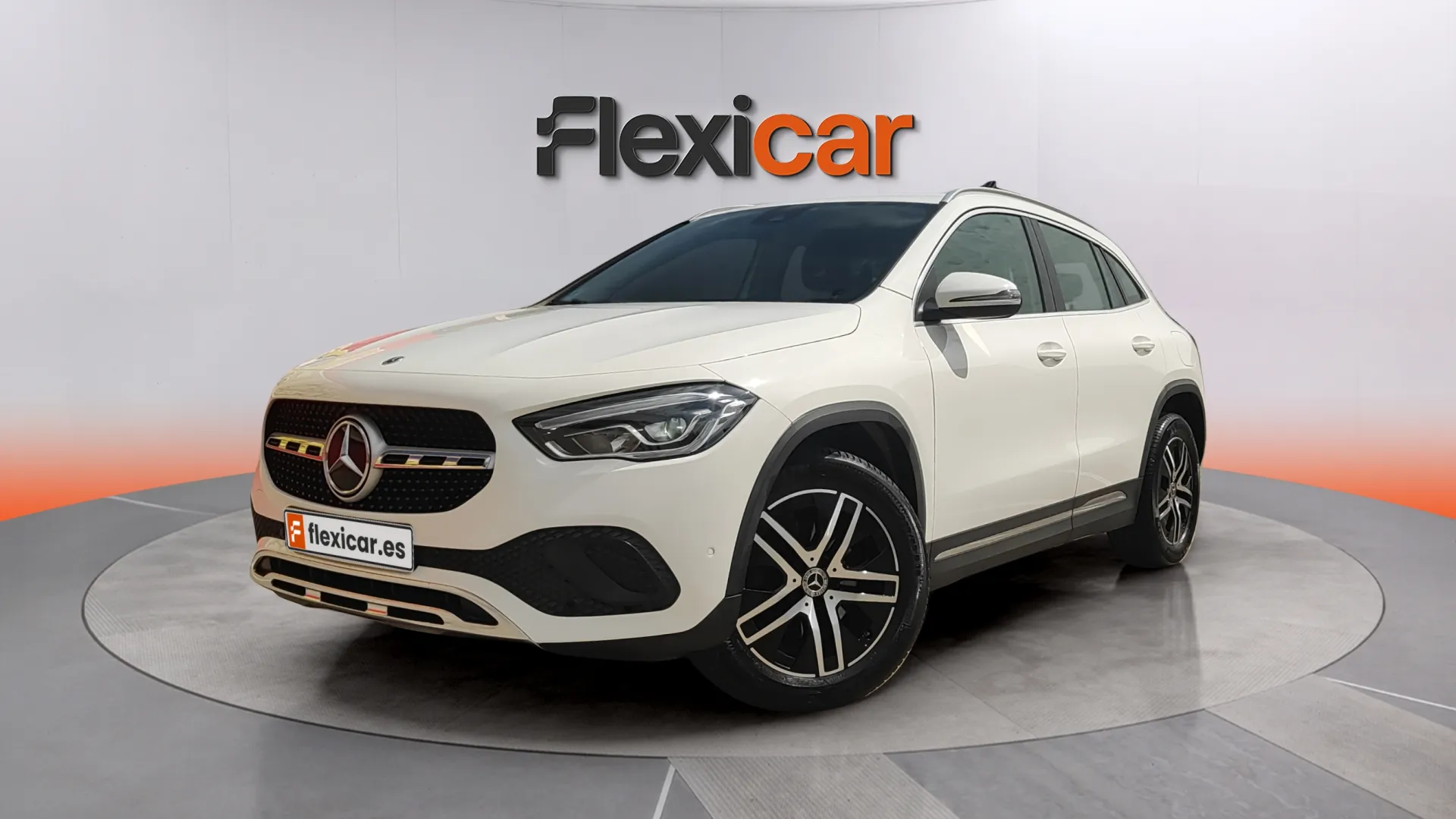 Mercedes-Benz GLA 200 D - foto 11