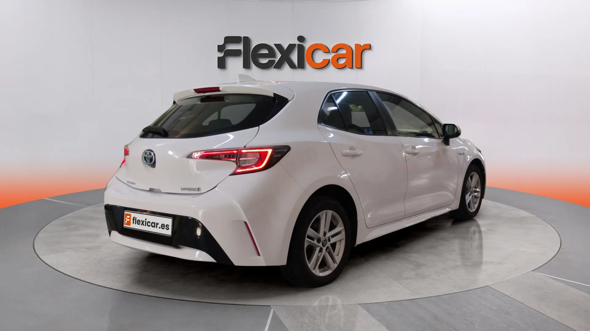 Toyota Corolla 1.8 125H Business E-CVT - foto 6