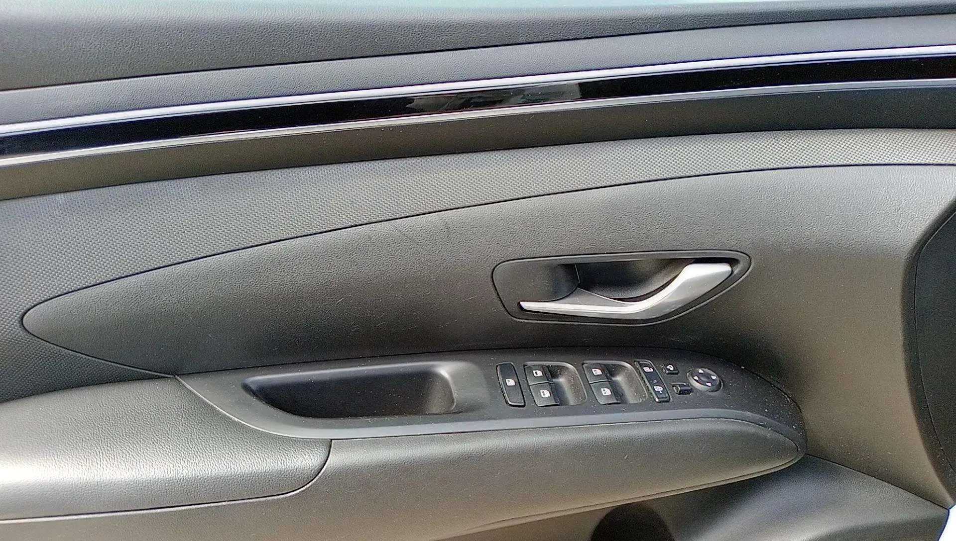 Hyundai Tucson 1.6 T-GDi 48V Tecno DCT 2C - foto 20