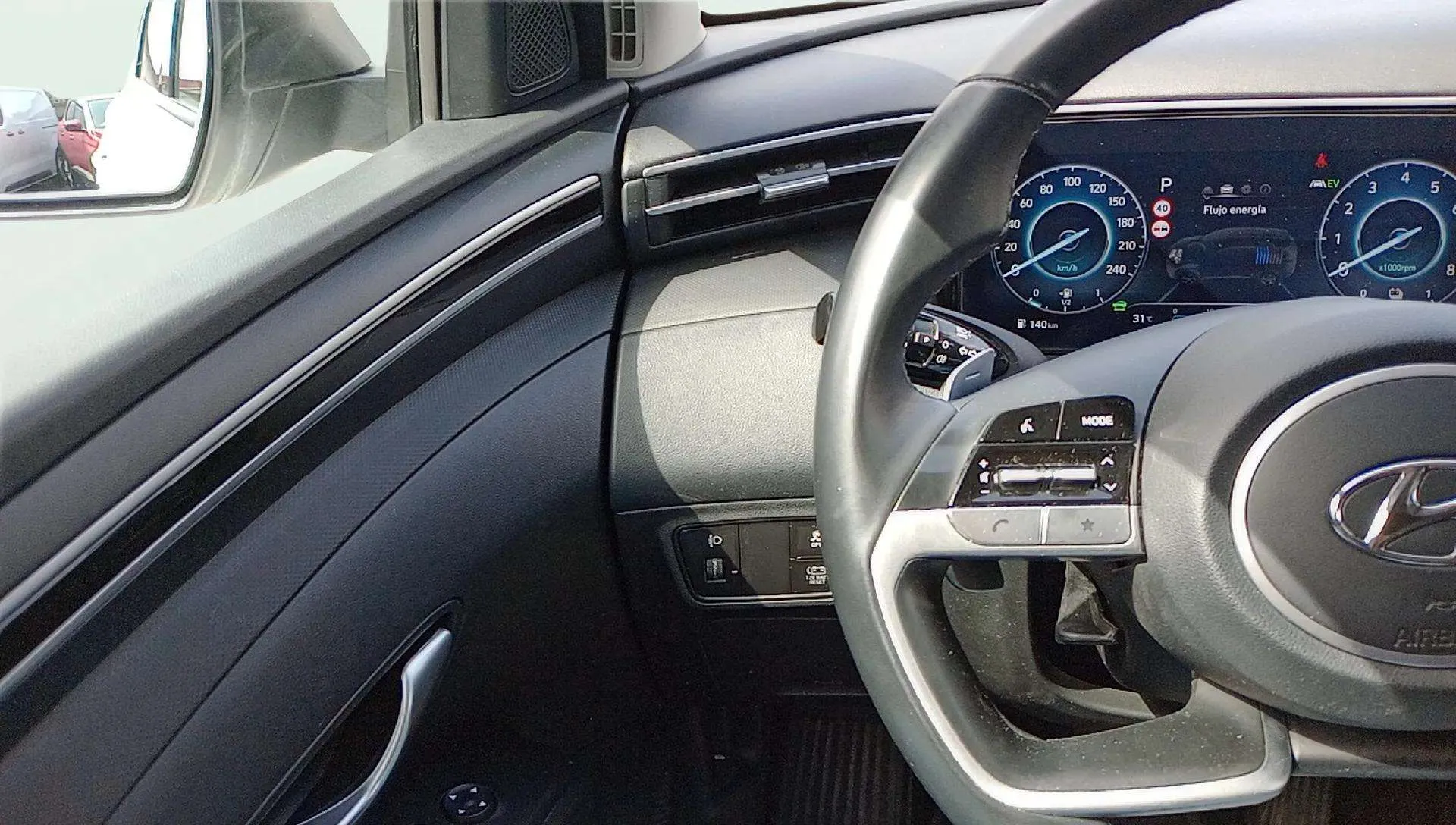 Hyundai Tucson 1.6 T-GDi 48V Tecno DCT 2C - foto 10