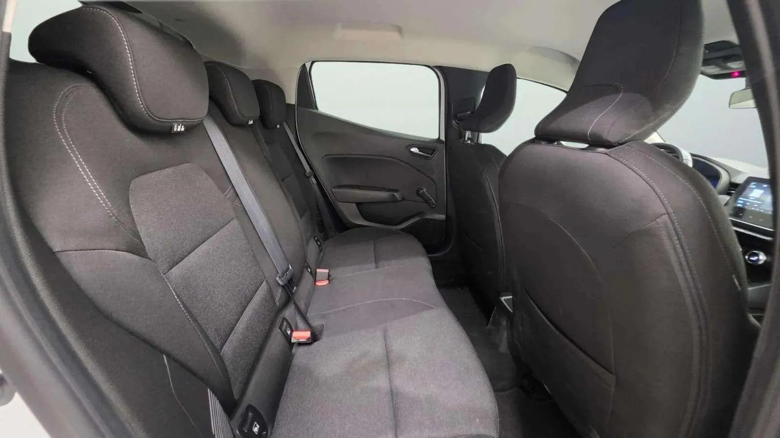 Renault Clio Zen E-Tech Híbrido - foto 12