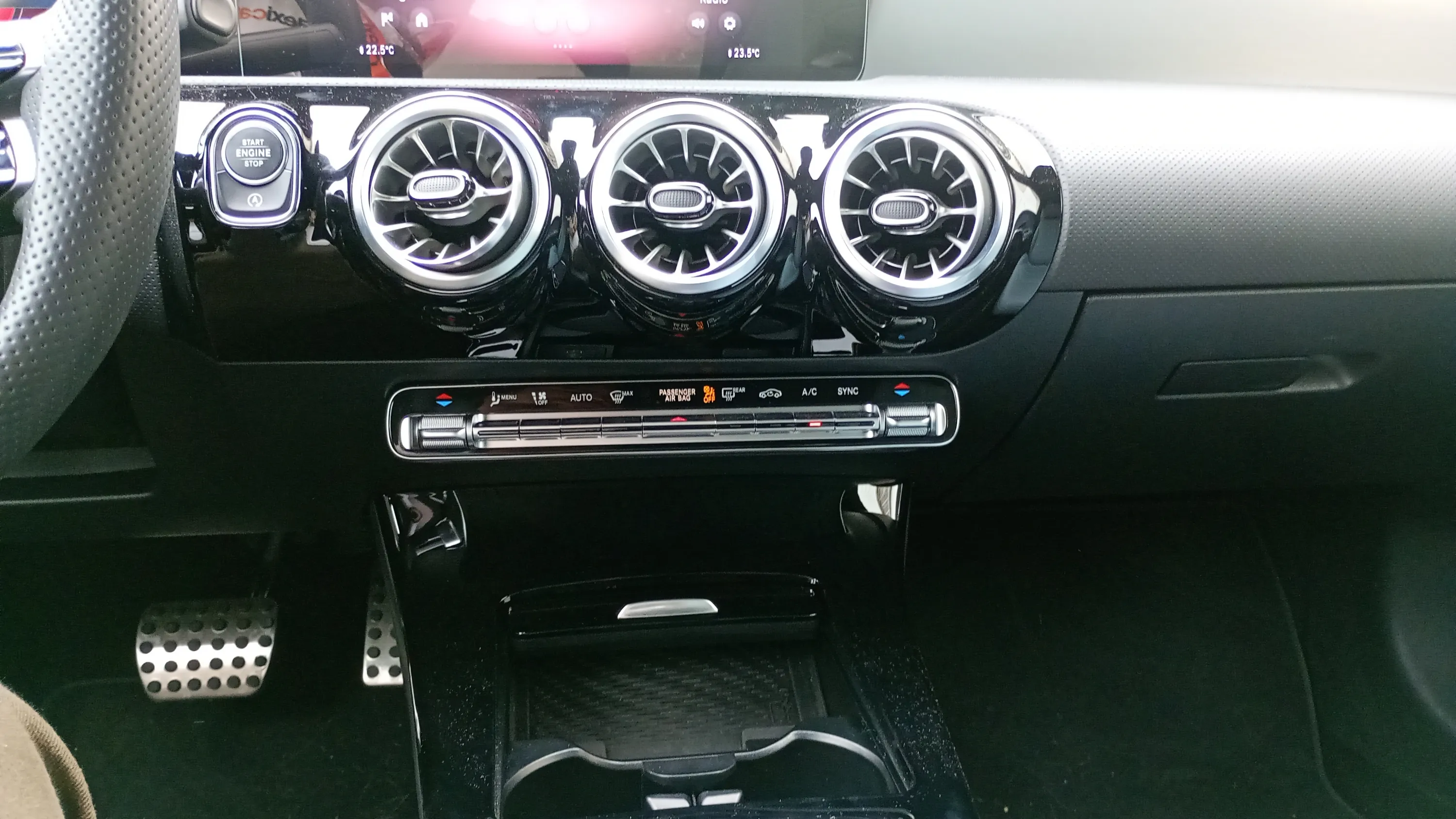 Mercedes-Benz CLA 200 - foto 7