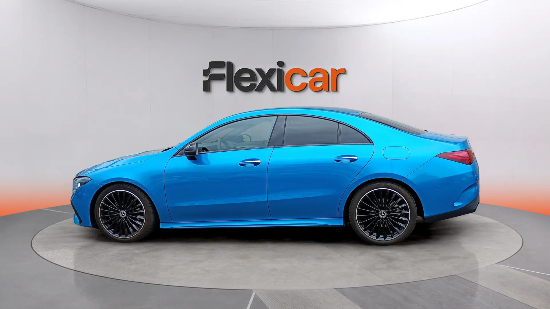 Mercedes-Benz CLA 200 - foto 4