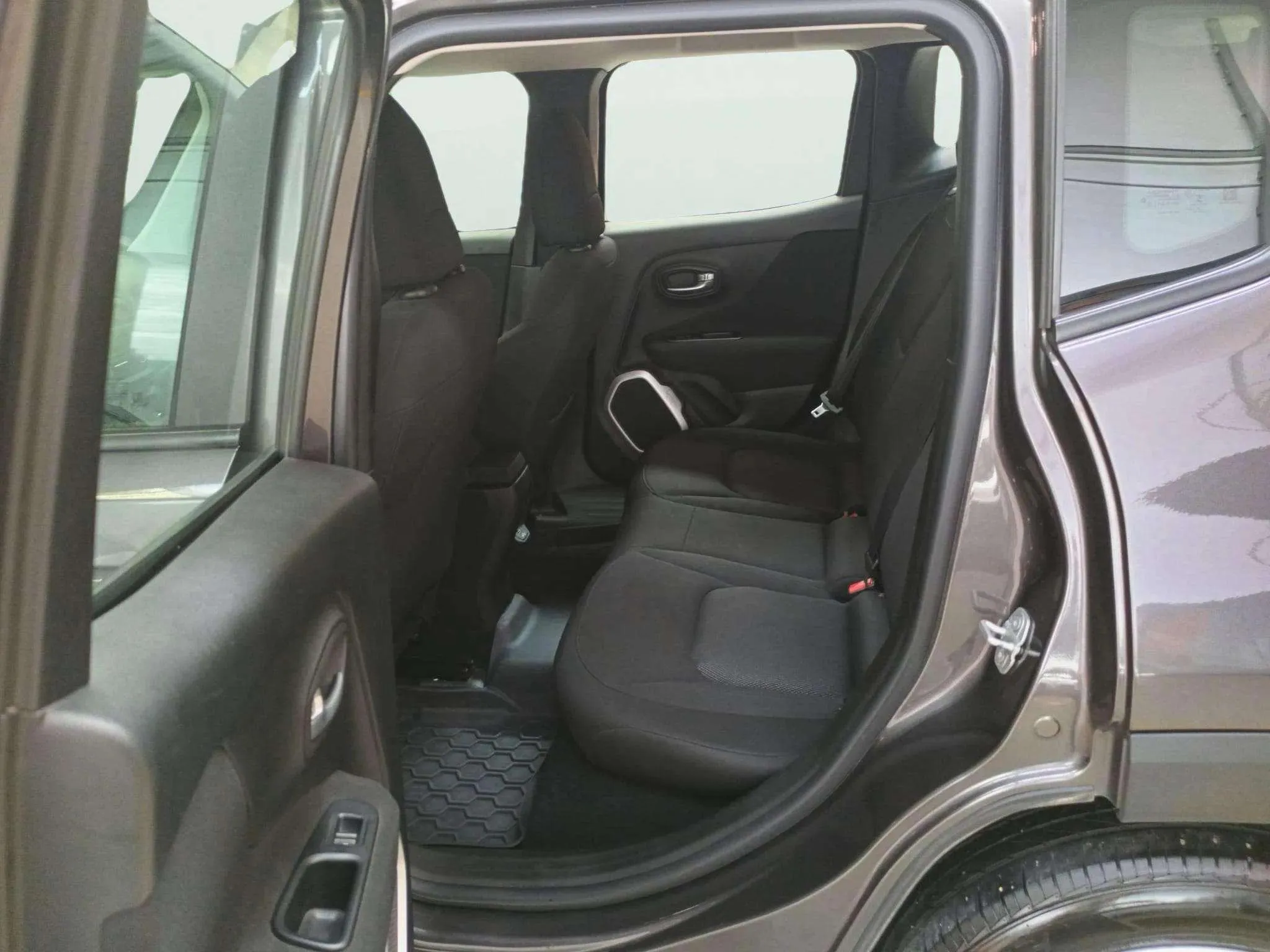 Jeep Renegade 1.6 Mjet Longitude 4x2 E6 - foto 10