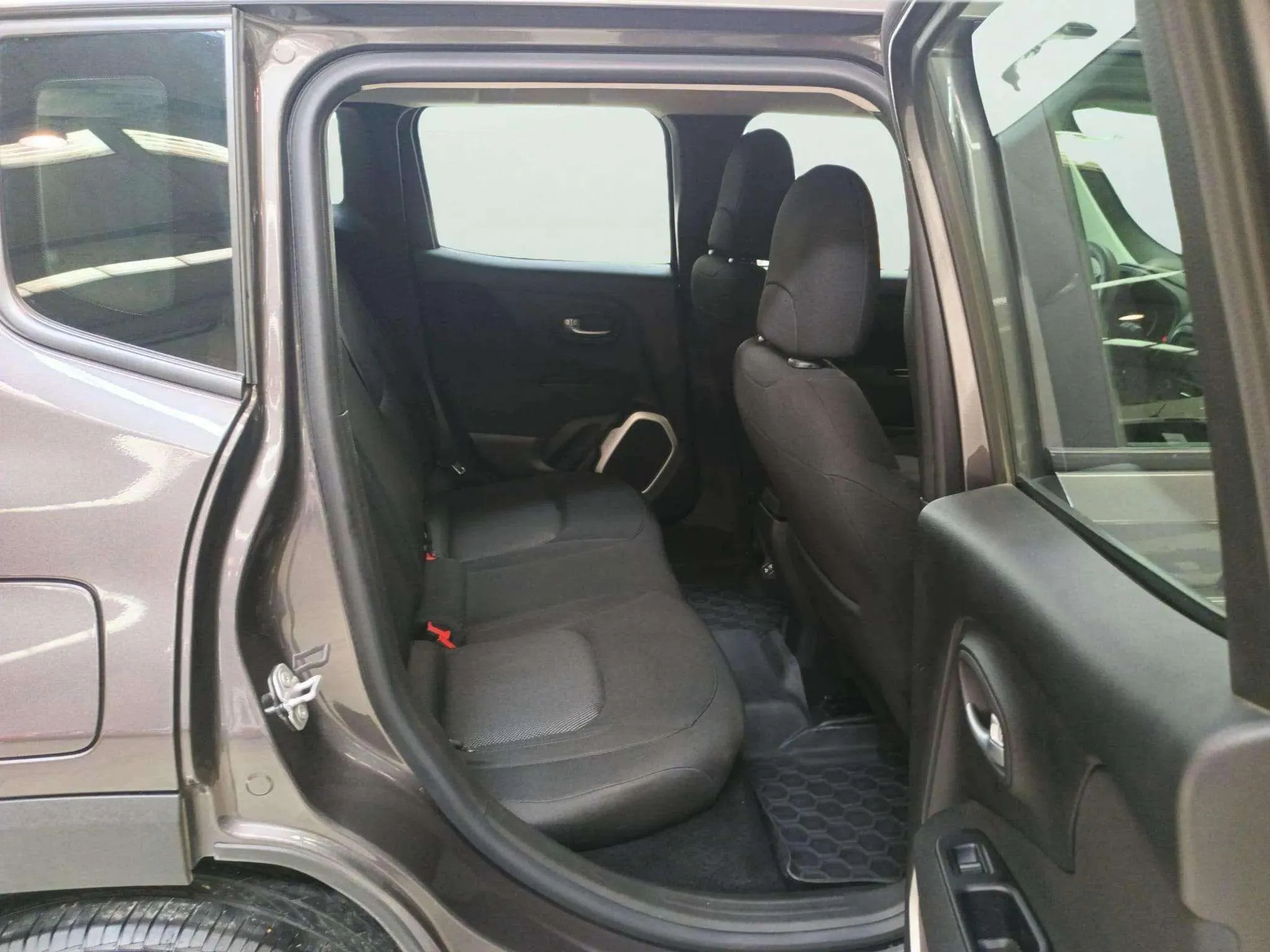 Jeep Renegade 1.6 Mjet Longitude 4x2 E6 - foto 8