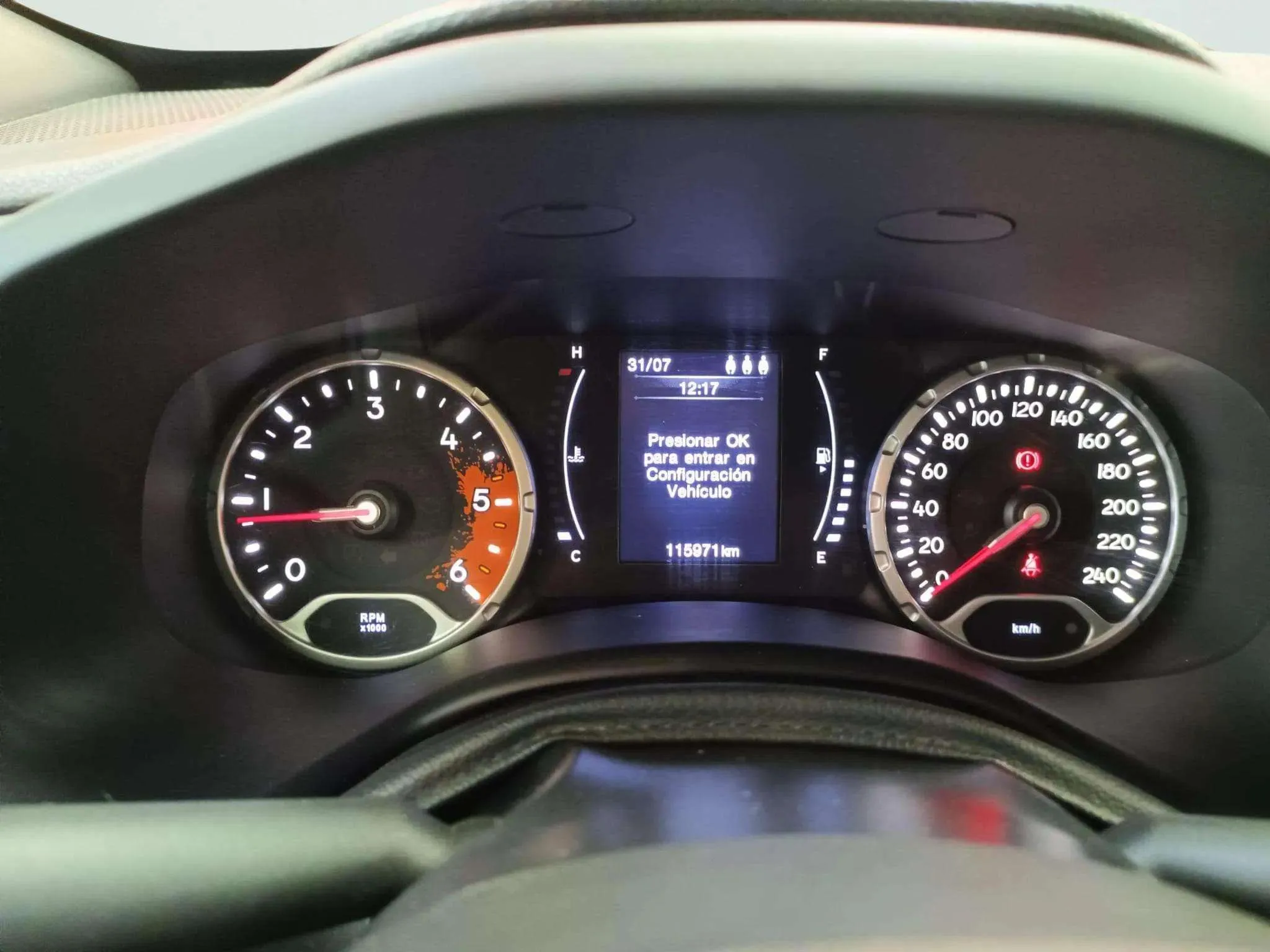 Jeep Renegade 1.6 Mjet Longitude 4x2 E6 - foto 13