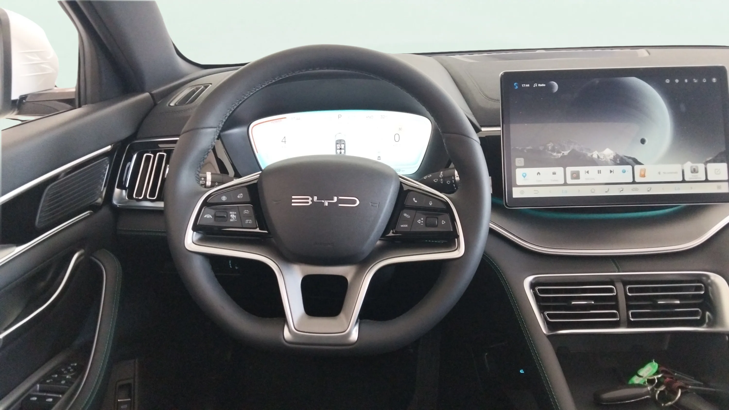 BYD Seal U 72 kWh Comfort - foto 8
