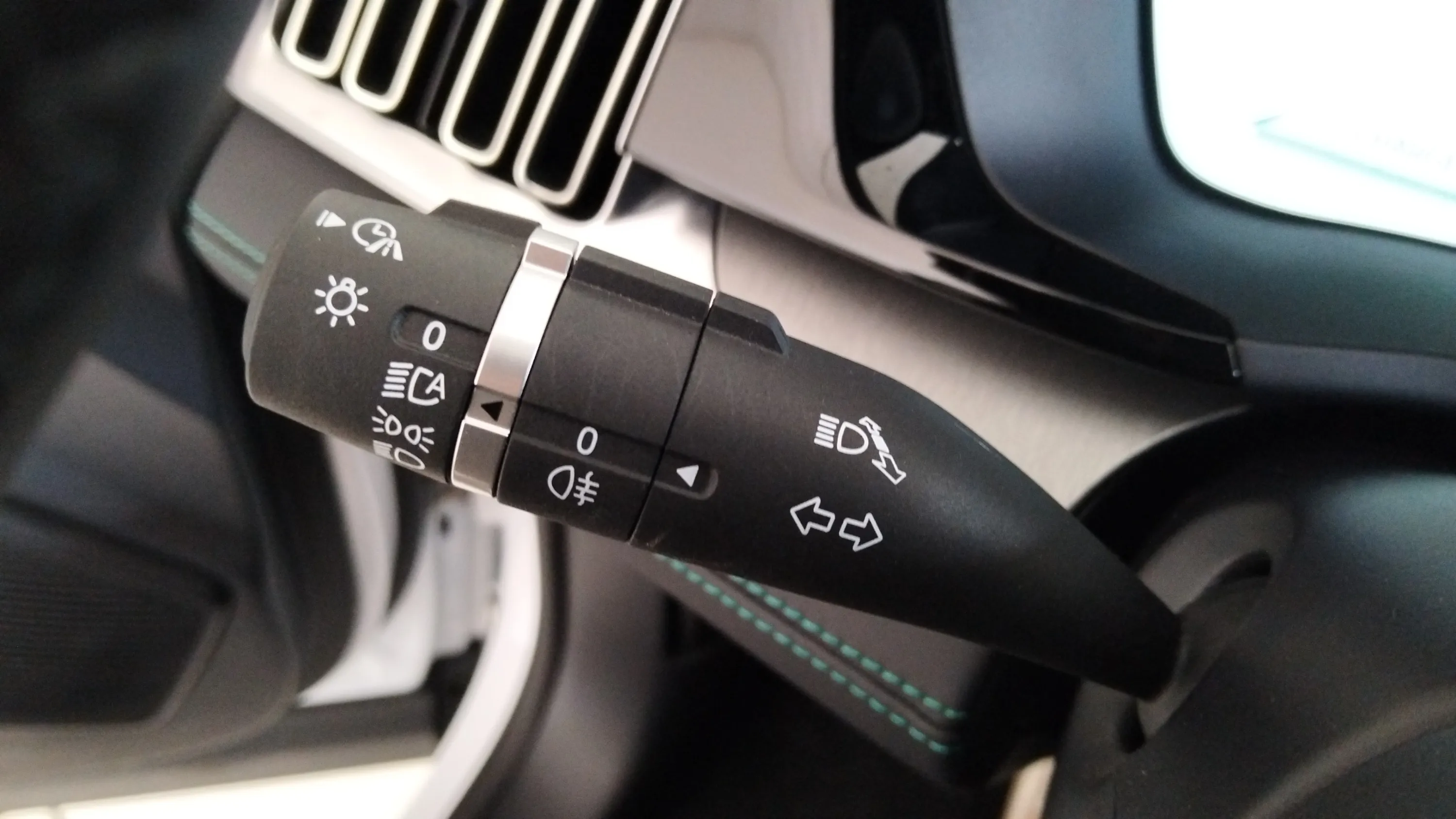 BYD Seal U 72 kWh Comfort - foto 21