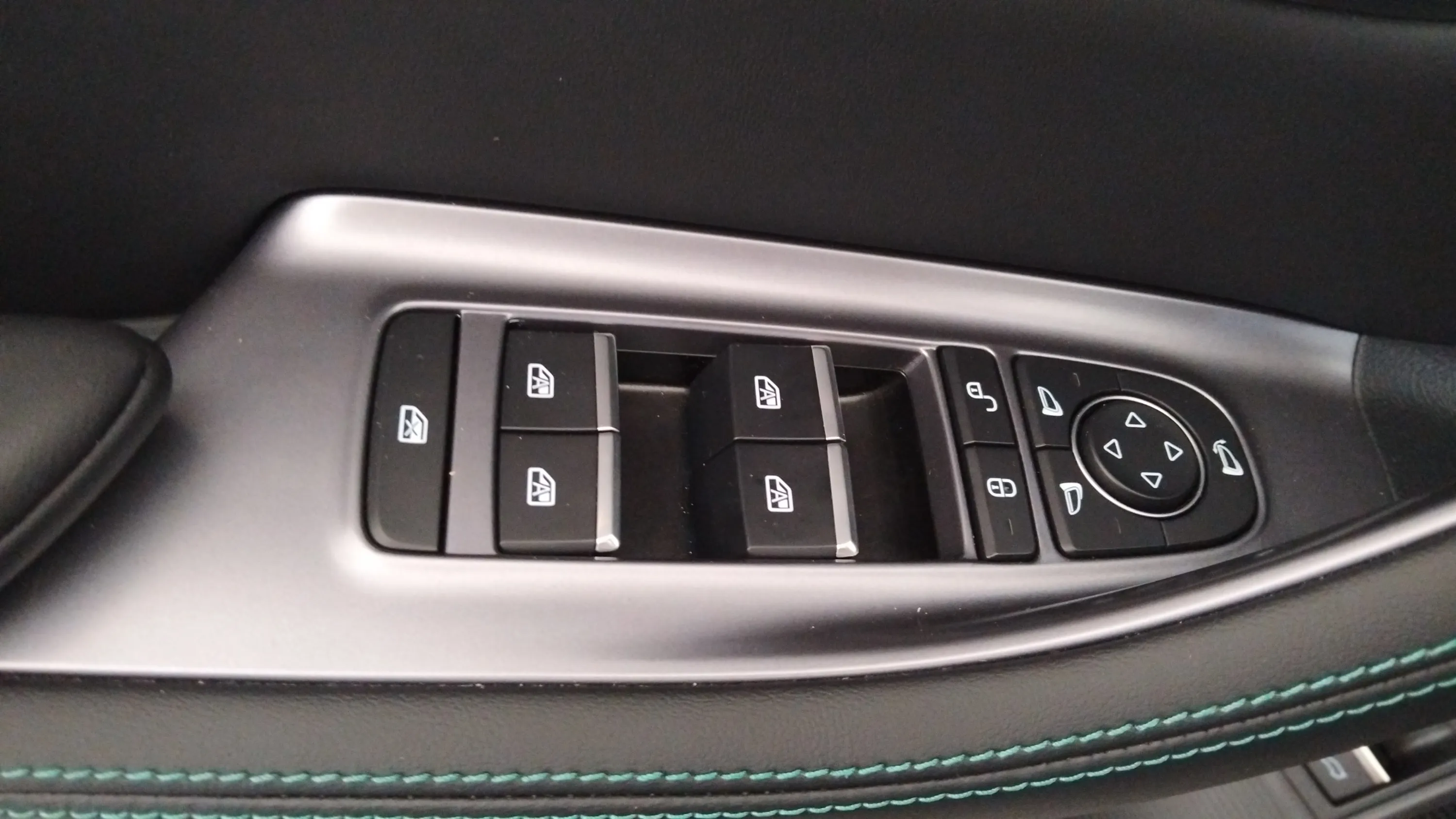 BYD Seal U 72 kWh Comfort - foto 18