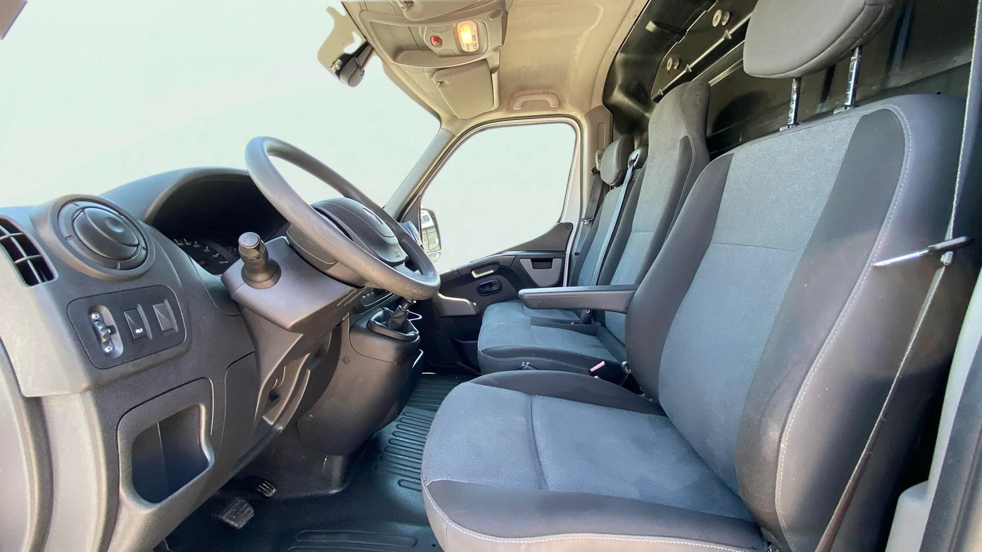 Renault Master F. DC T L2H2 3500 dCi E TT - foto 9