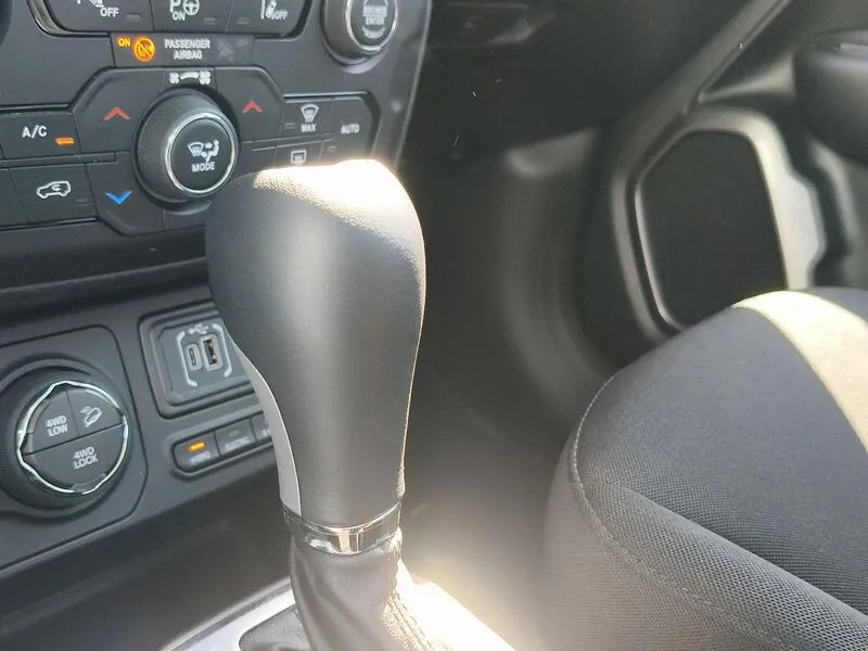 Jeep Renegade North Star Plug-In-Hybrid 4xe 1.3 PHEV - foto 14