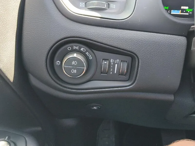 Jeep Renegade North Star Plug-In-Hybrid 4xe 1.3 PHEV - foto 27