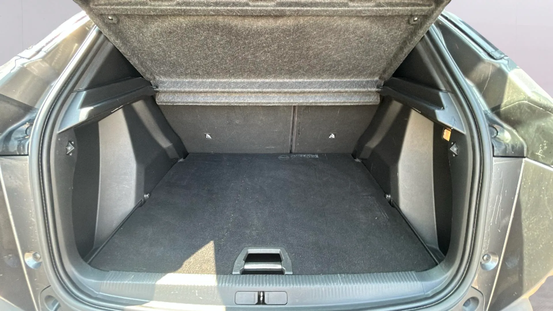 Peugeot 2008 Active BlueHDi - foto 21
