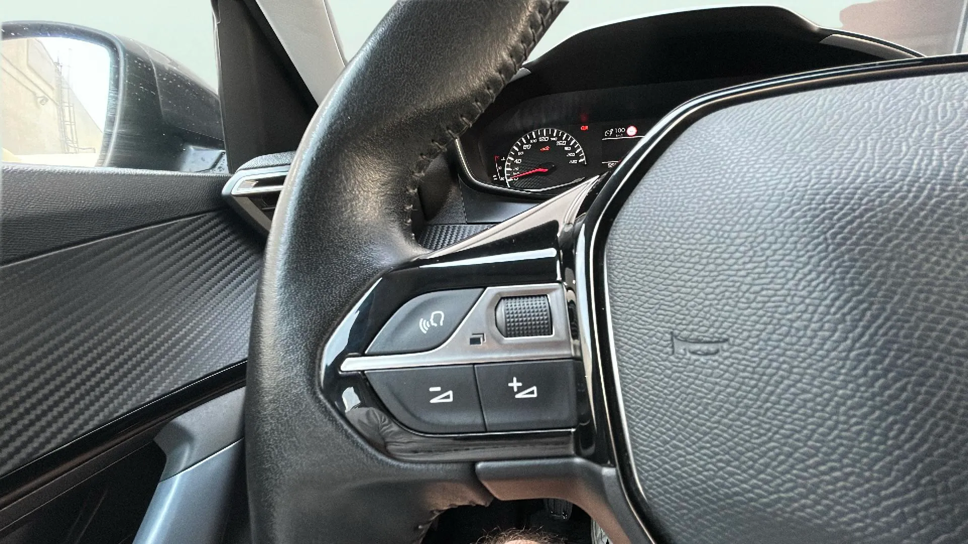 Peugeot 2008 Active BlueHDi - foto 16