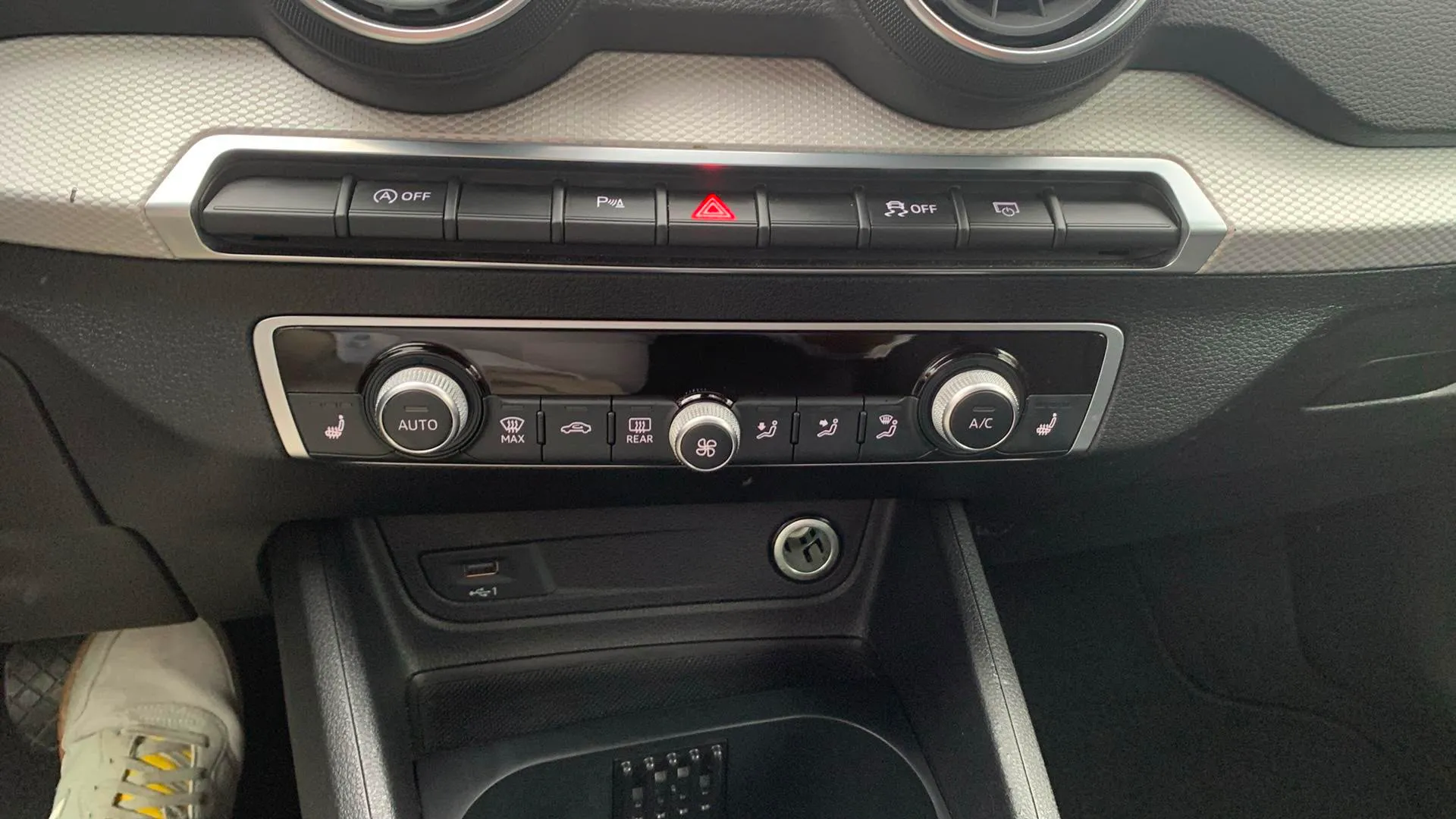 Audi Q2 Advanced 35 TFSI S tronic - foto 20