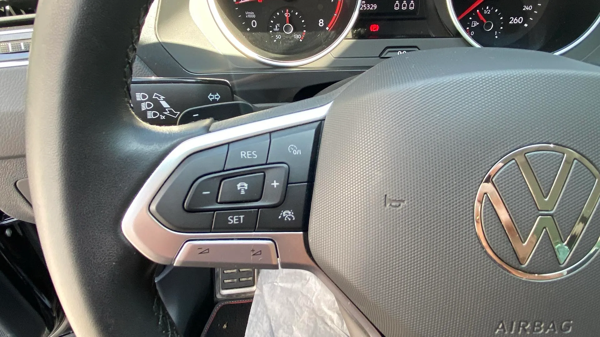 Volkswagen Tiguan Urban Sport 1.5 TSI DSG - foto 17