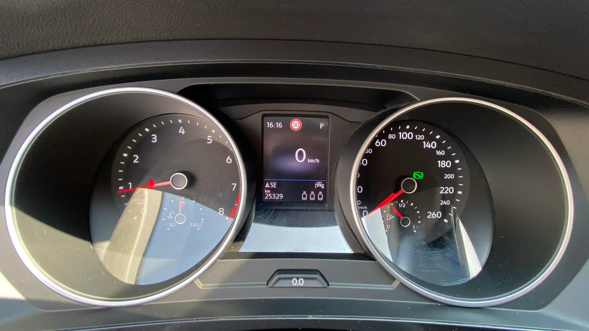 Volkswagen Tiguan Urban Sport 1.5 TSI DSG - foto 12