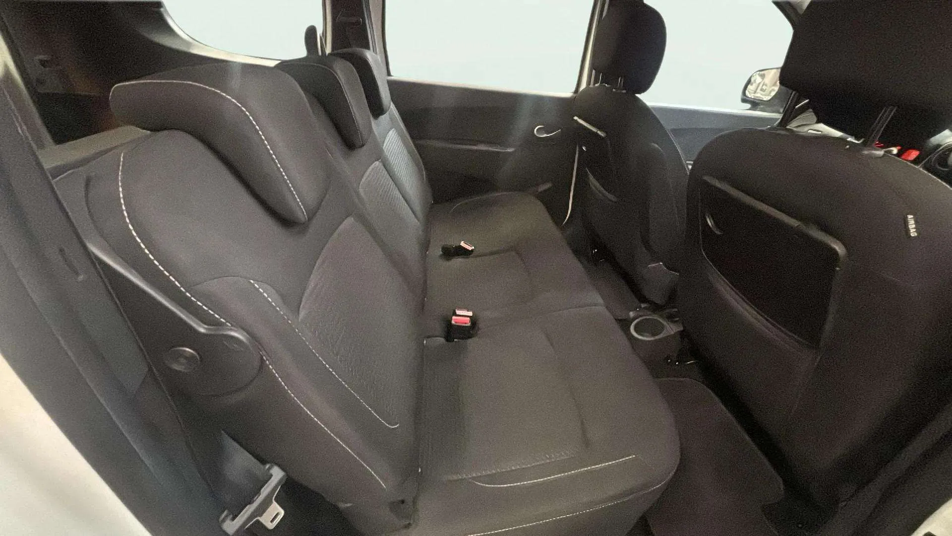 Dacia Lodgy Aniversario 1.6 GLP 5 plazas - foto 17