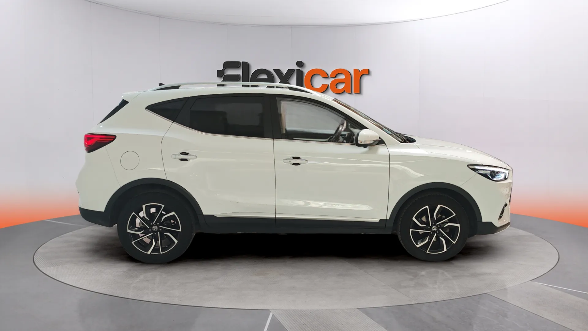 MG ZS 1.5 Luxury - foto 3