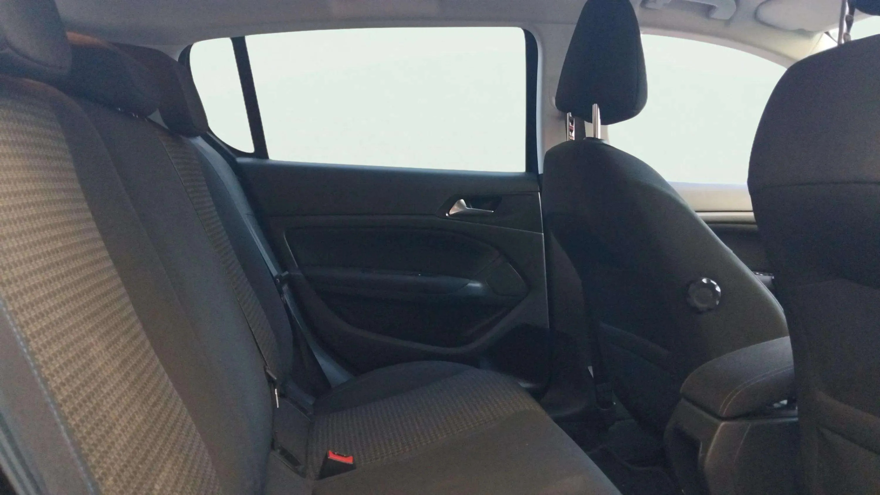 Peugeot 308 SW Active Pack PureTech 130 - foto 10