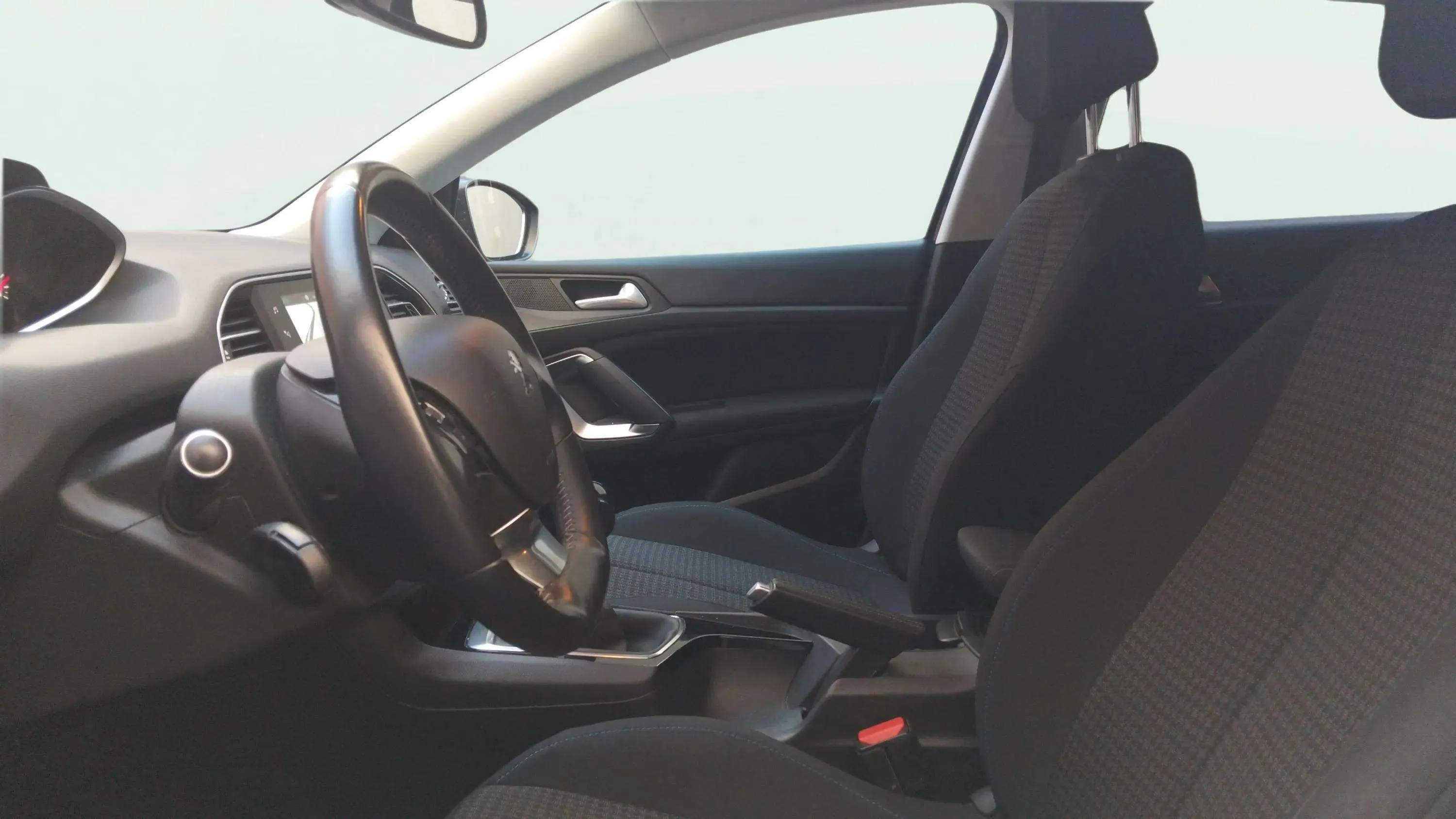 Peugeot 308 SW Active Pack PureTech 130 - foto 8