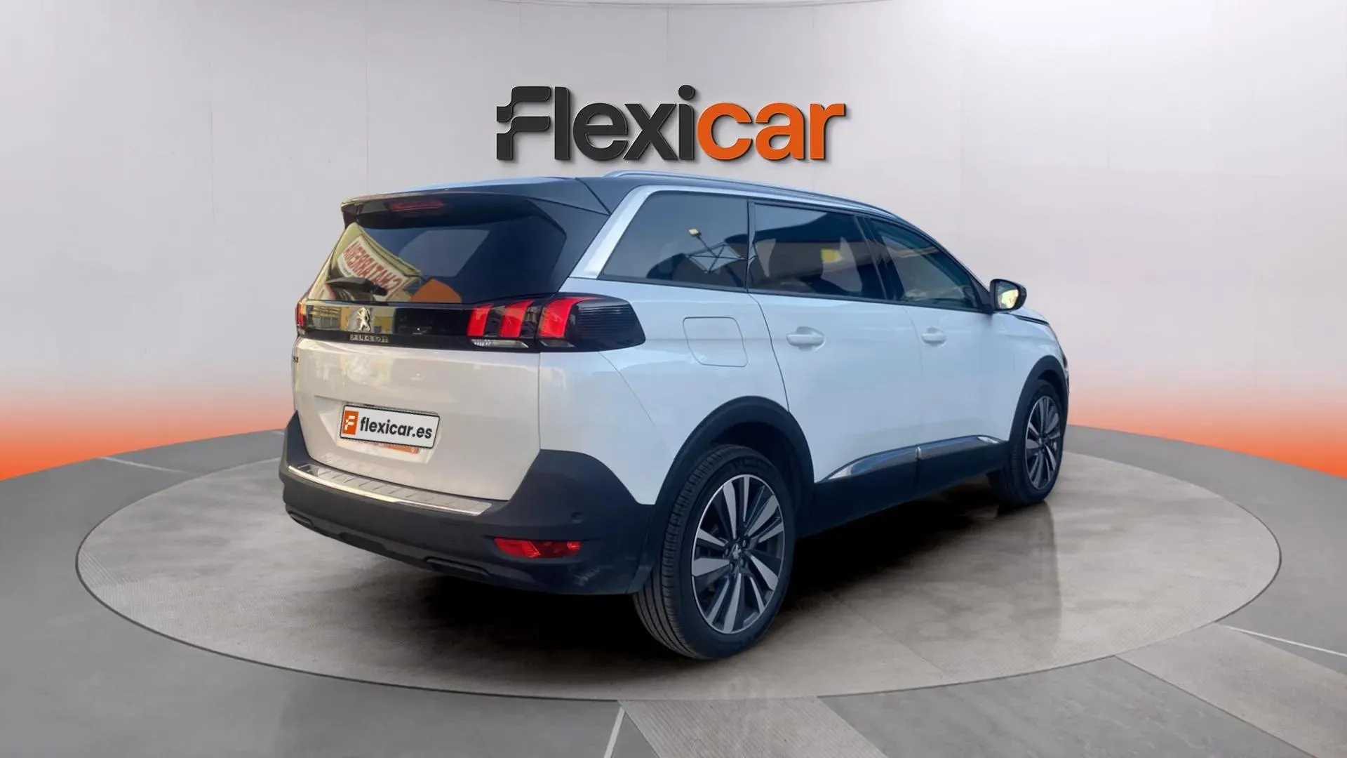 Peugeot 5008 Allure 1.2L PureTech - foto 7